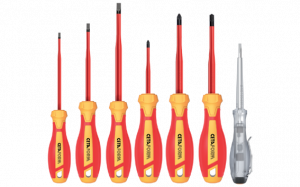 CETA FORM 7 PC. C-PLUS SLIMLINE 1000V TORNAVİDA TK./-DÜZ/PZ - G99-702S